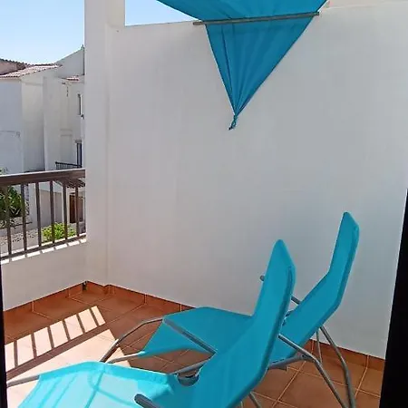Con Encanto, 100m2, A 800 M De La Playa
